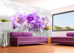 Φωτοταπετσαρία τοίχου με μωβ λουλούδια σε γκρι φόντο